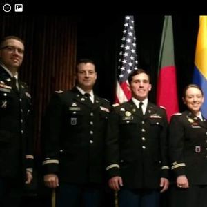 Meet your Posher, Lora